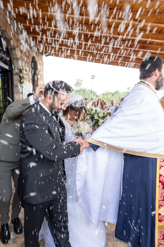Φωτογράφος γάμου Καλαμάτα — μυστήριο γαμπρού και νύφης