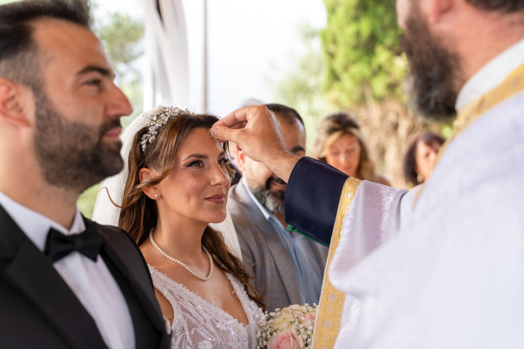 Φωτογράφος γάμου Καλαμάτα — μυστήριο γαμπρού και νύφης